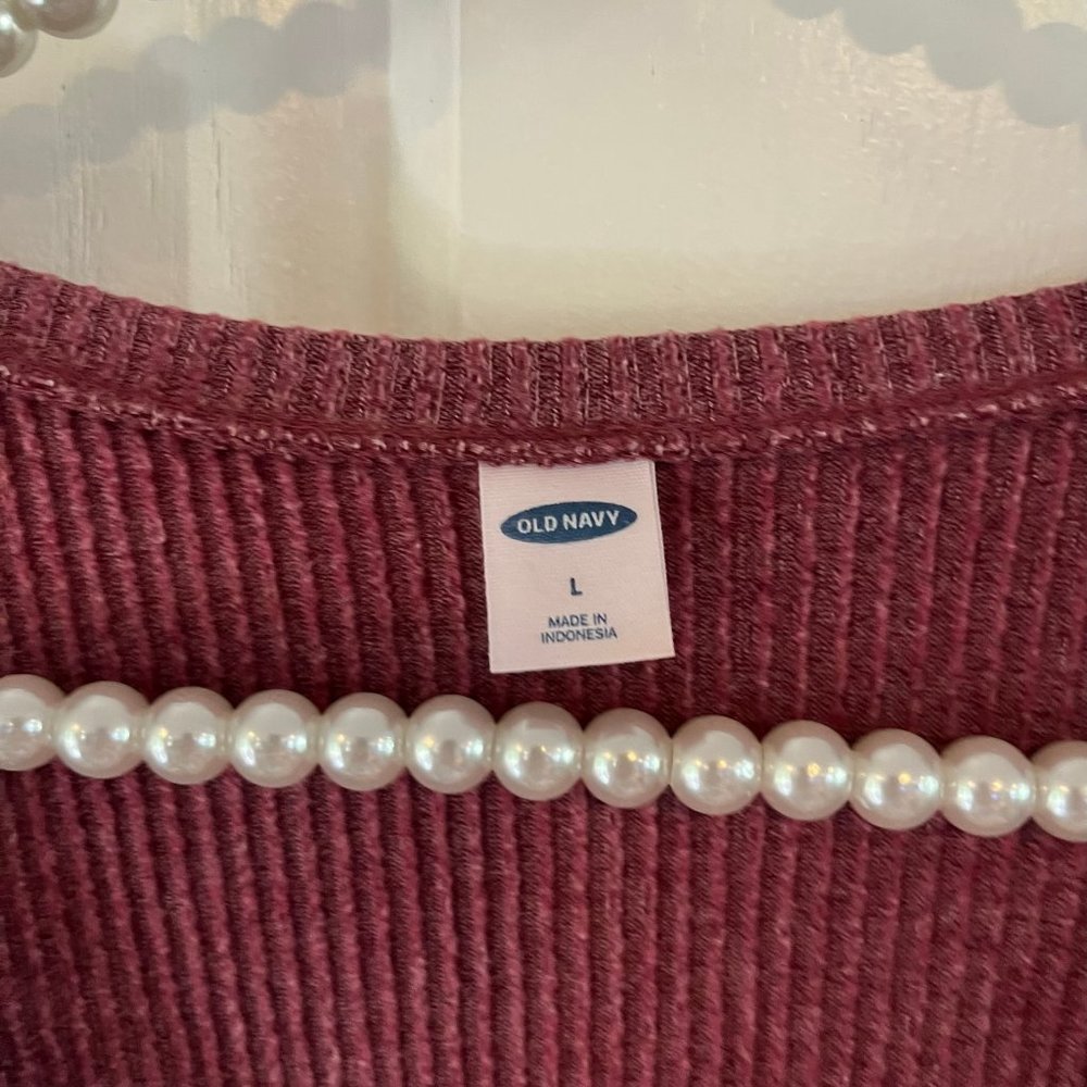 Old Navy Ladies Ribbed Round Neck Long Sleeve Twist Front Knit Top Size L - Picture 2 of 5